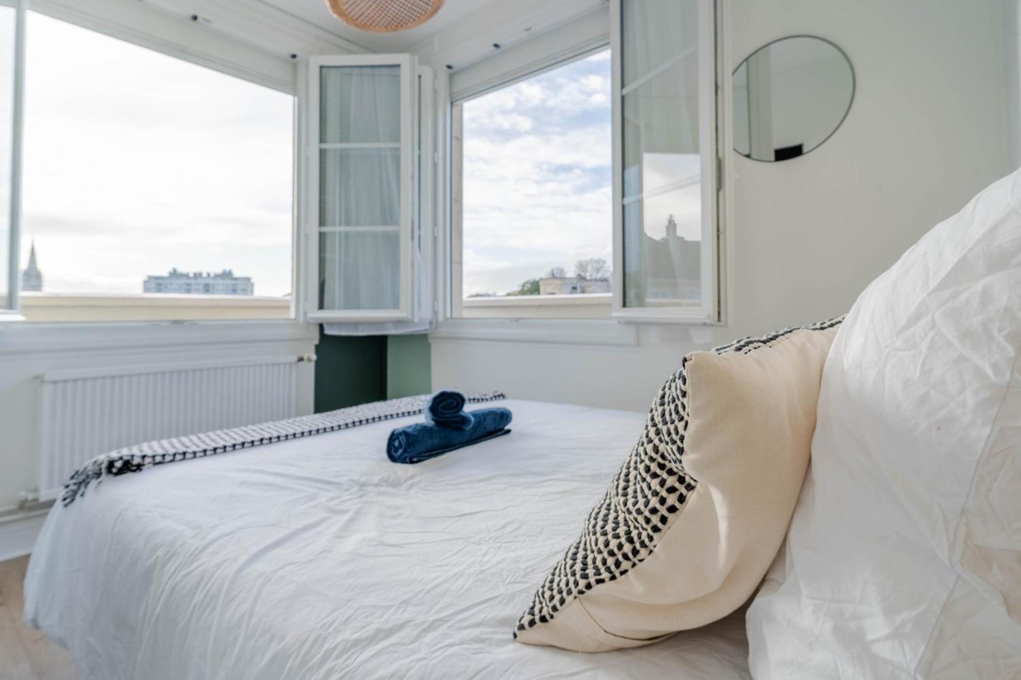 Superbe Chic, Hyper Centre, Vue Chateau, Parking Inclus Apartment *